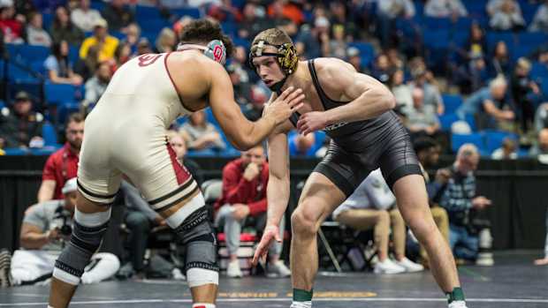 No. 3 Missouri Rocky Elam (197) in his match against No. 2 Oklahoma Stephen Buchanan.